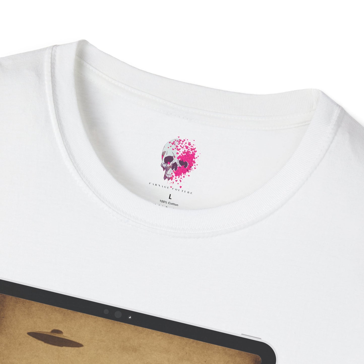 Heart-Shaped Alien Love Unisex Softstyle T-Shirt, Cute Casual Tee, Gifts for Friends, Vintage Aesthetic Apparel, Everyday Wear, Heart Art Tee