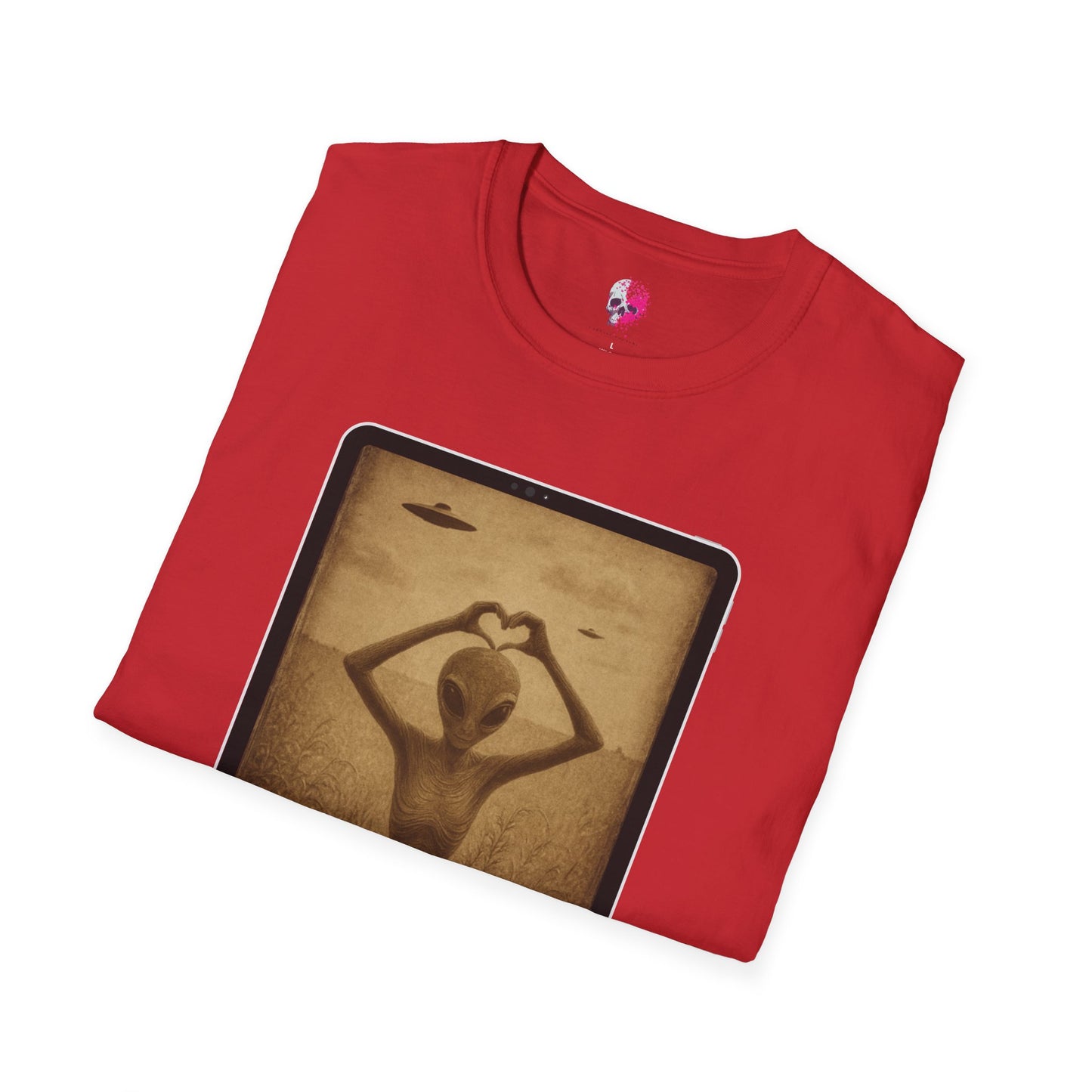 Heart-Shaped Alien Love Unisex Softstyle T-Shirt, Cute Casual Tee, Gifts for Friends, Vintage Aesthetic Apparel, Everyday Wear, Heart Art Tee
